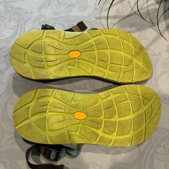 Chaco shoes - Picture 4 of 4